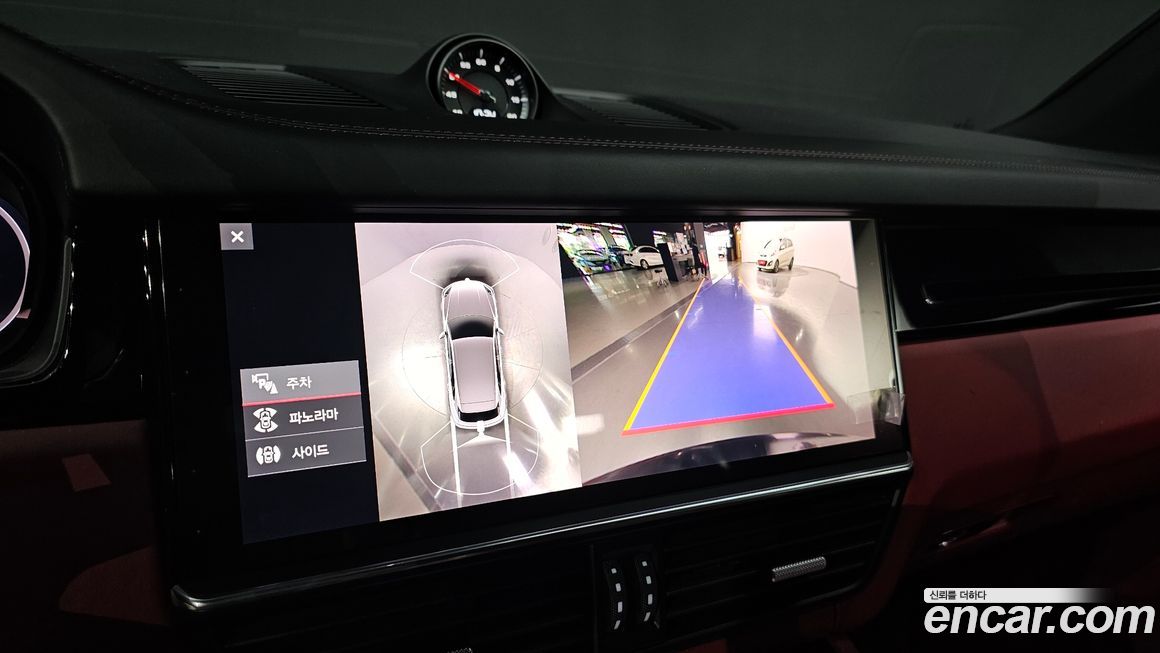 Porsche Cayenne 2021