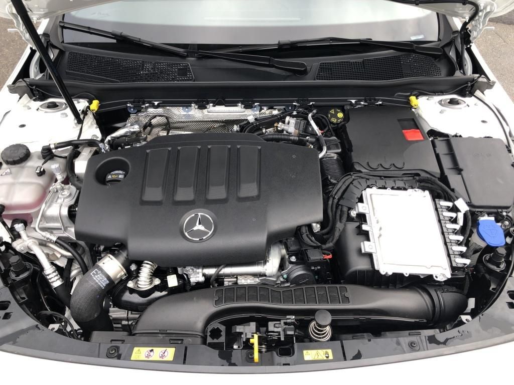 Mercedes-Benz CLA 220 2025