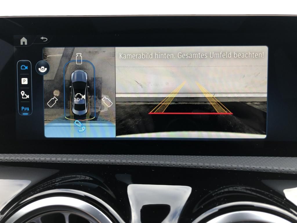 Mercedes-Benz CLA 220 2025