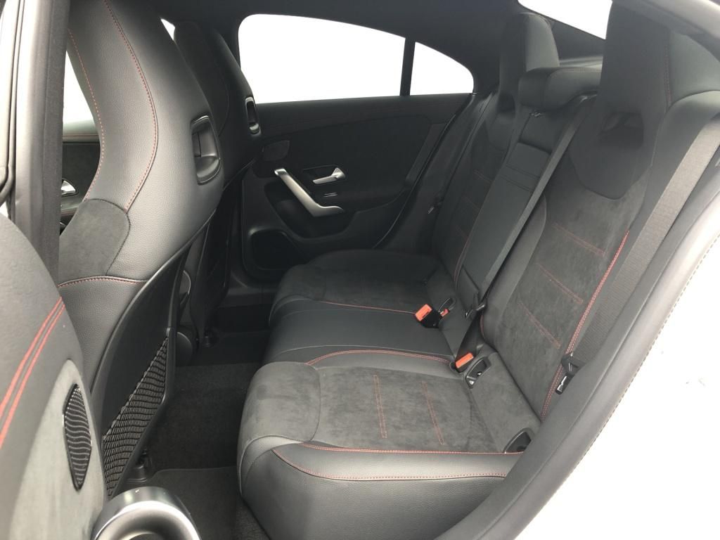 Mercedes-Benz CLA 220 2025