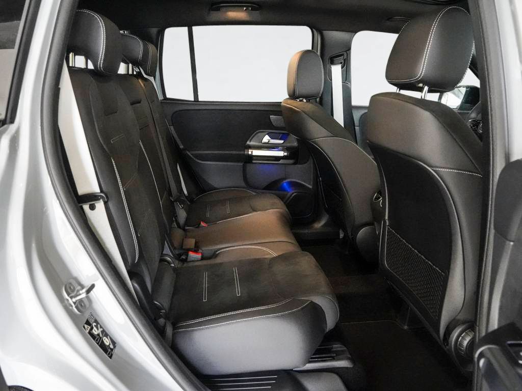 Mercedes-Benz GLB 200 2025