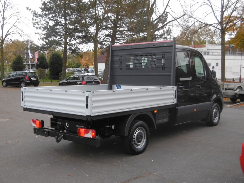 Mercedes-Benz Sprinter 2024