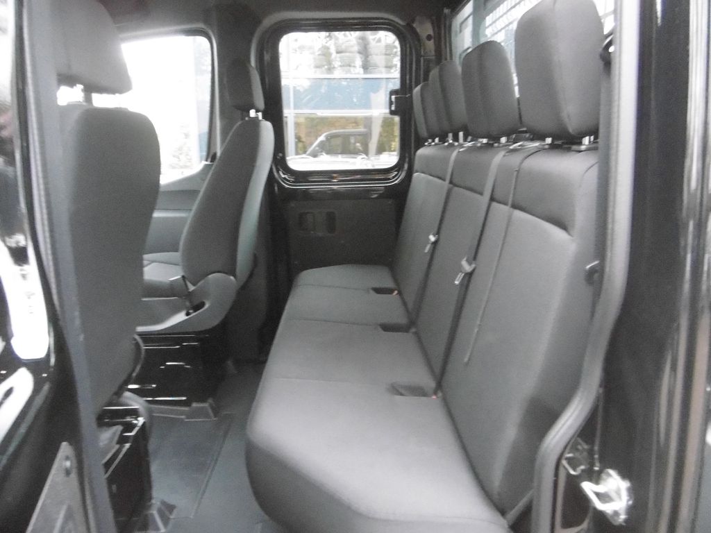 Mercedes-Benz Sprinter 2024