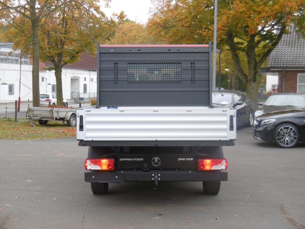 Mercedes-Benz Sprinter 2024