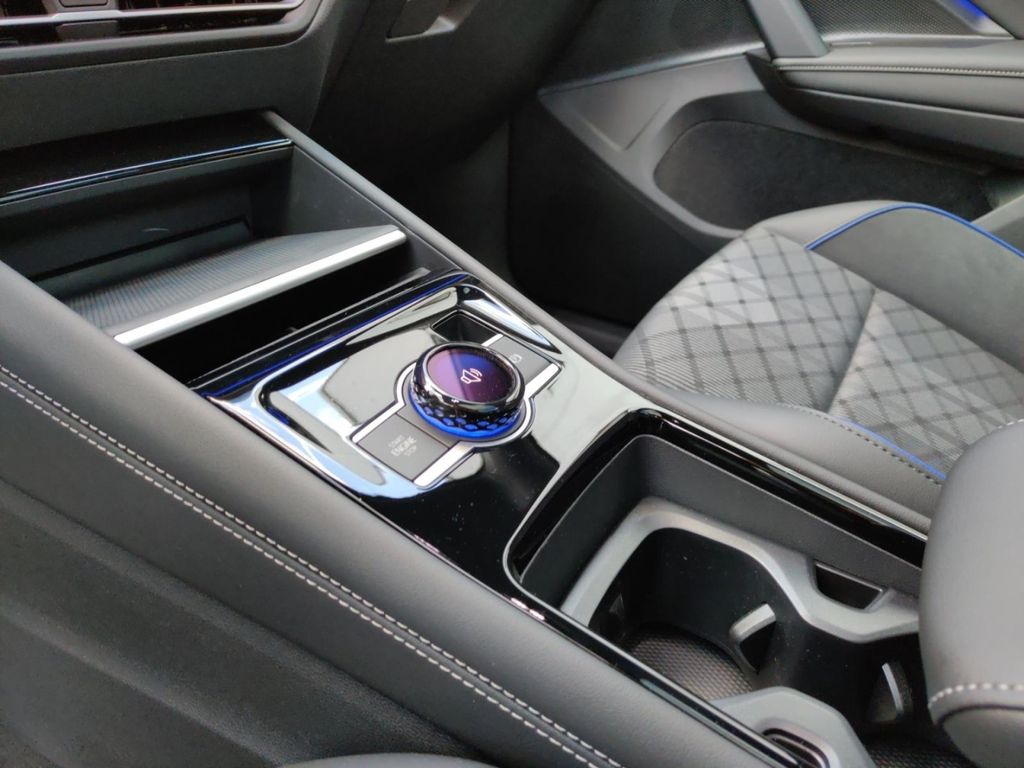 Volkswagen Tiguan 2025