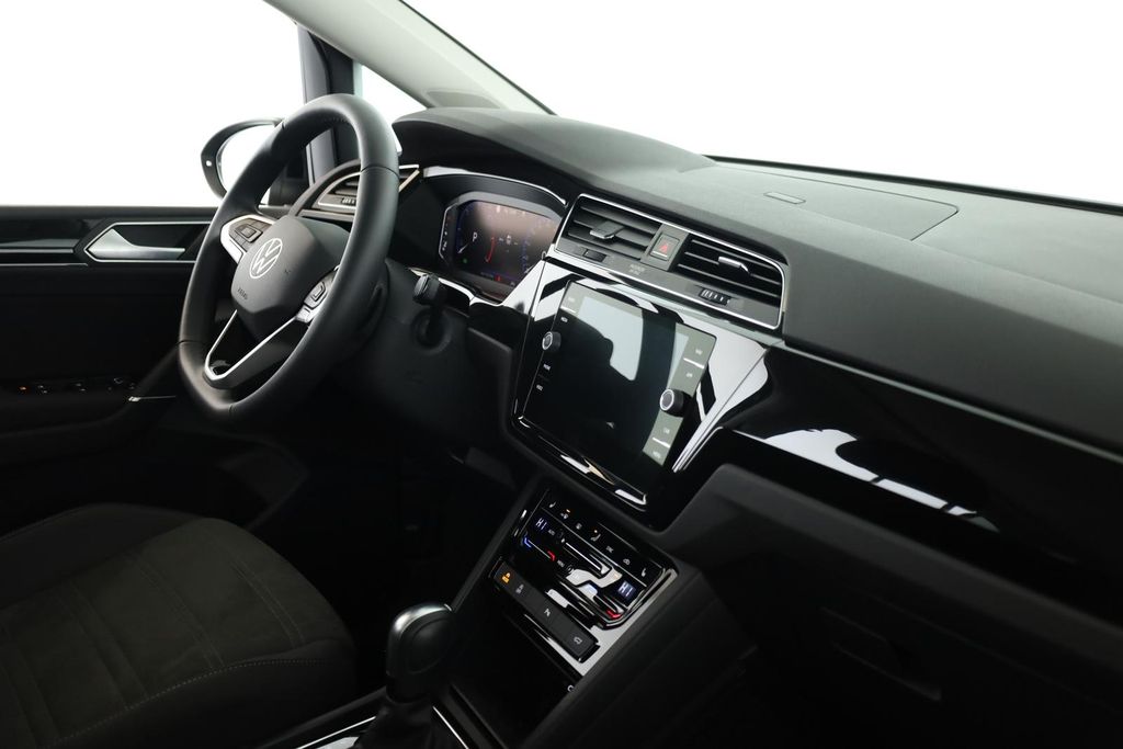 Volkswagen Touran 2025