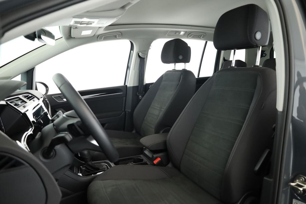 Volkswagen Touran 2025