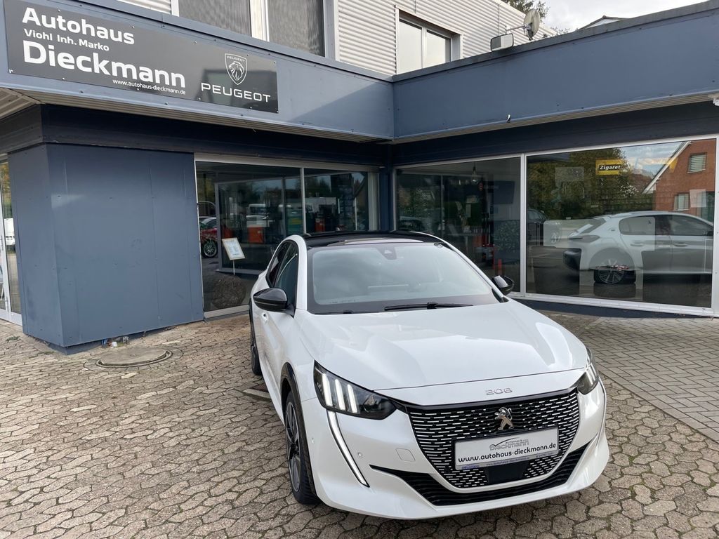 Peugeot 208 2021