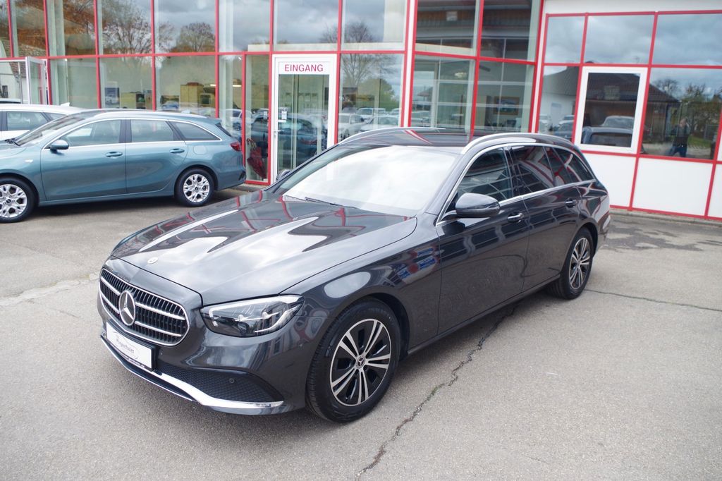 Mercedes-Benz E 220 2023