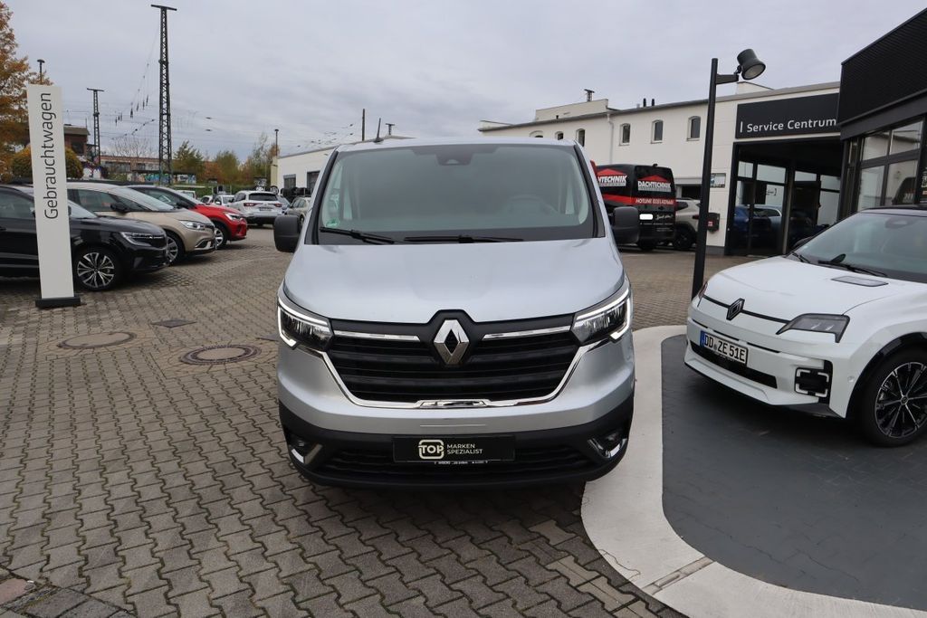 Renault Trafic 2024