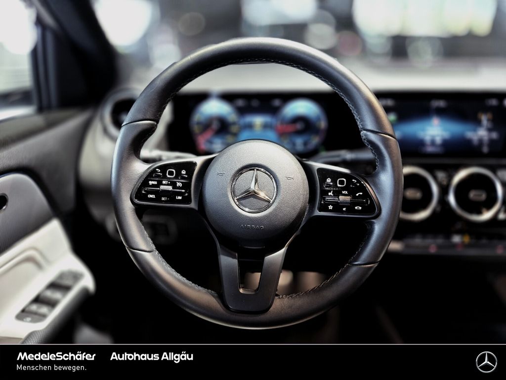 Mercedes-Benz GLA 220 2022