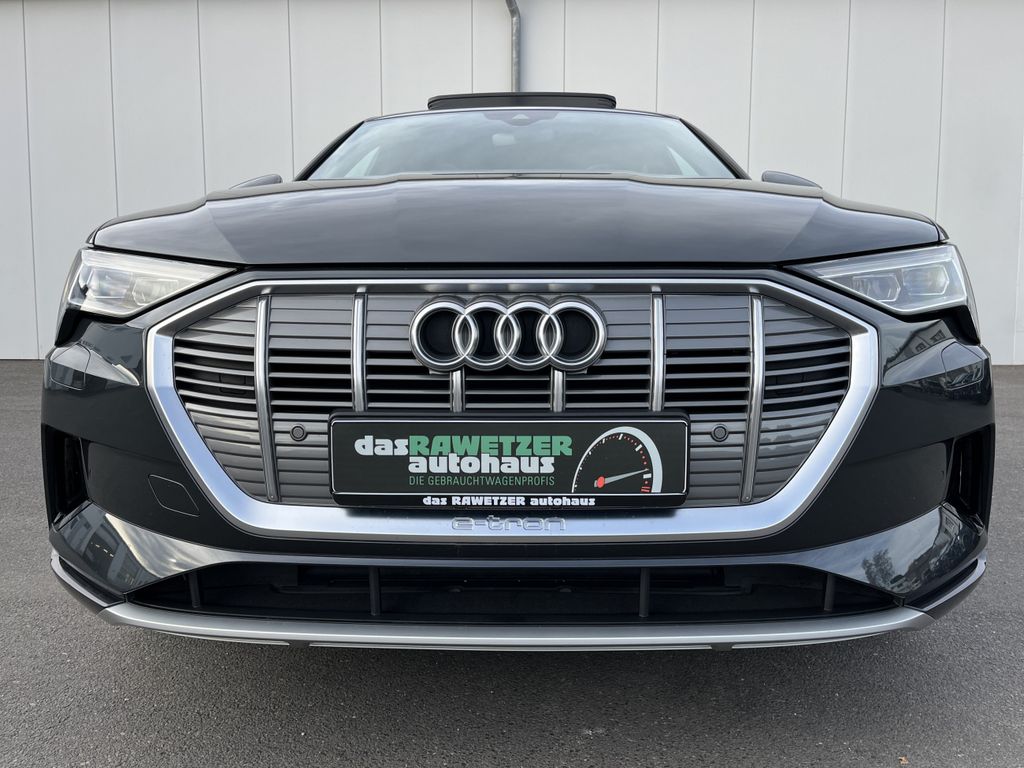Audi e-tron 2022
