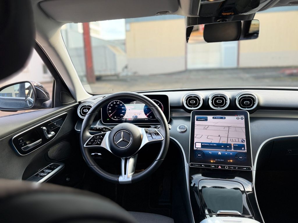 Mercedes-Benz C 200 2024