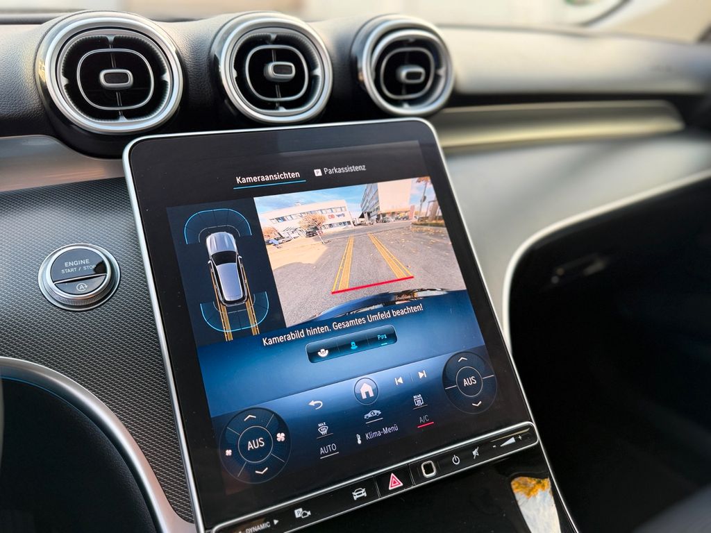 Mercedes-Benz C 200 2024