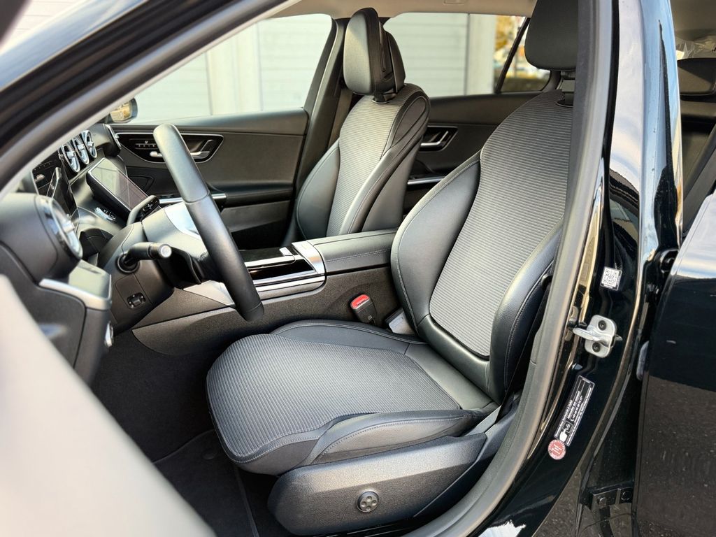 Mercedes-Benz C 200 2024