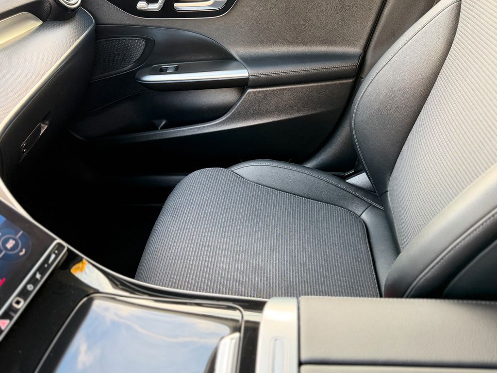 Mercedes-Benz C 200 2024