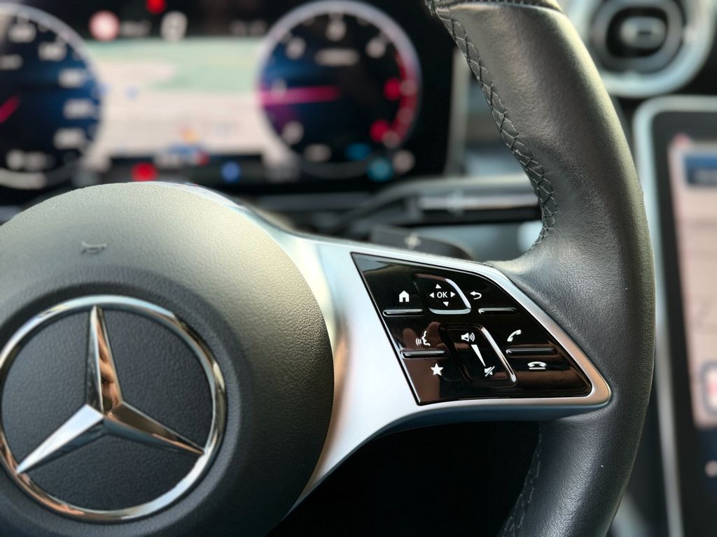 Mercedes-Benz C 200 2024