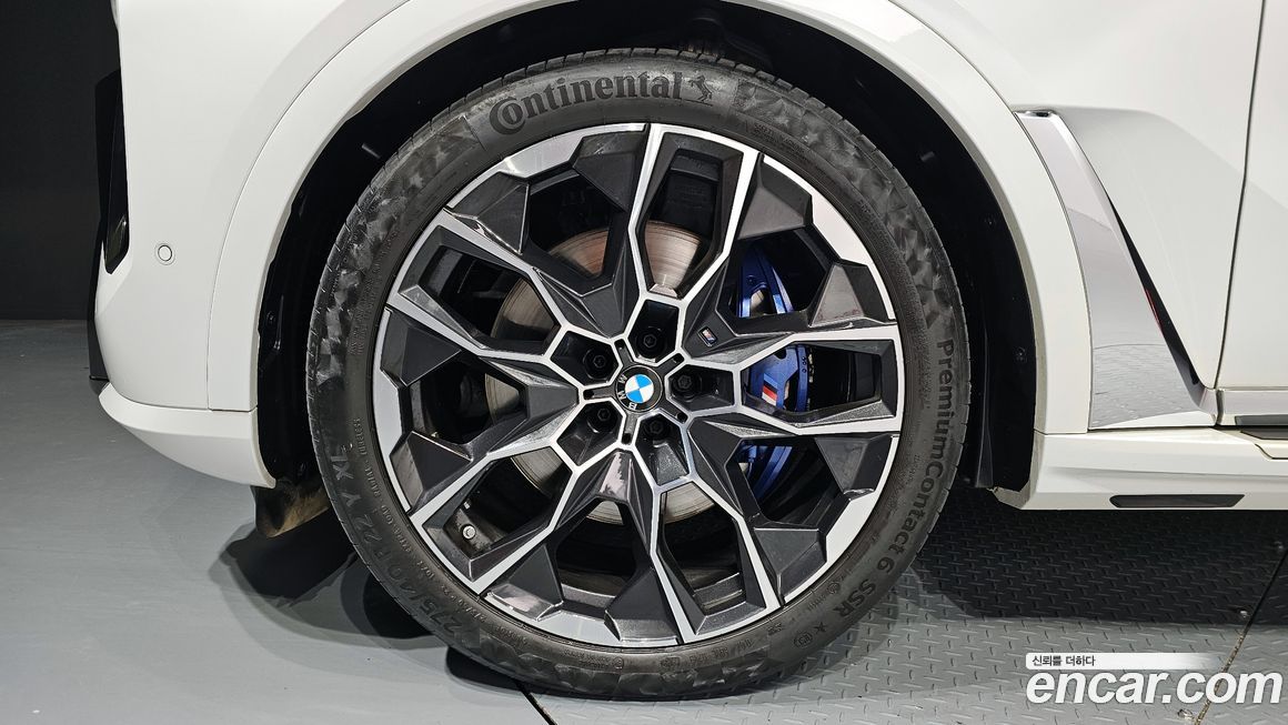 BMW X7 2024
