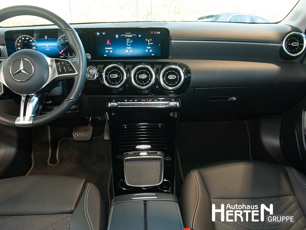 Mercedes-Benz A 200 2024