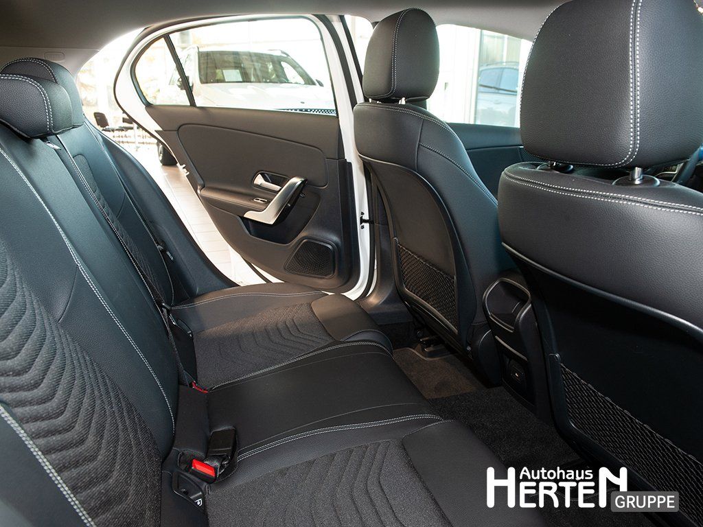 Mercedes-Benz A 200 2024