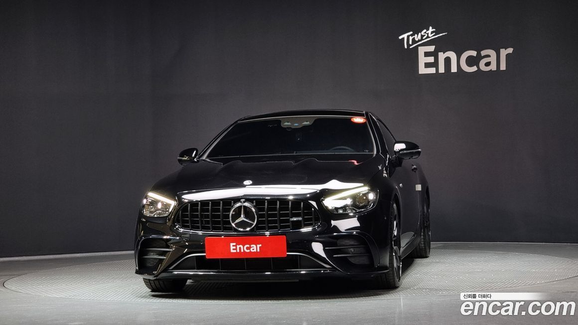 Mercedes-Benz E-Class 2023