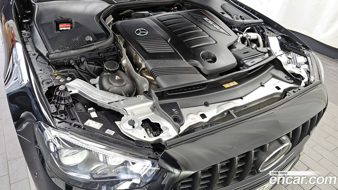 Mercedes-Benz E-Class 2023