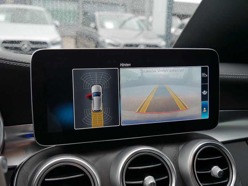 Mercedes-Benz C 300 2021