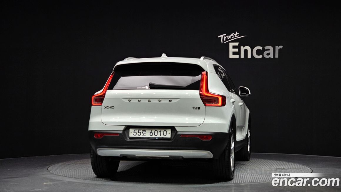 Volvo XC40 2019