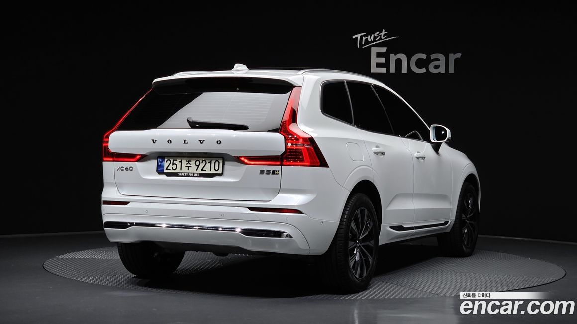Volvo XC60 2024