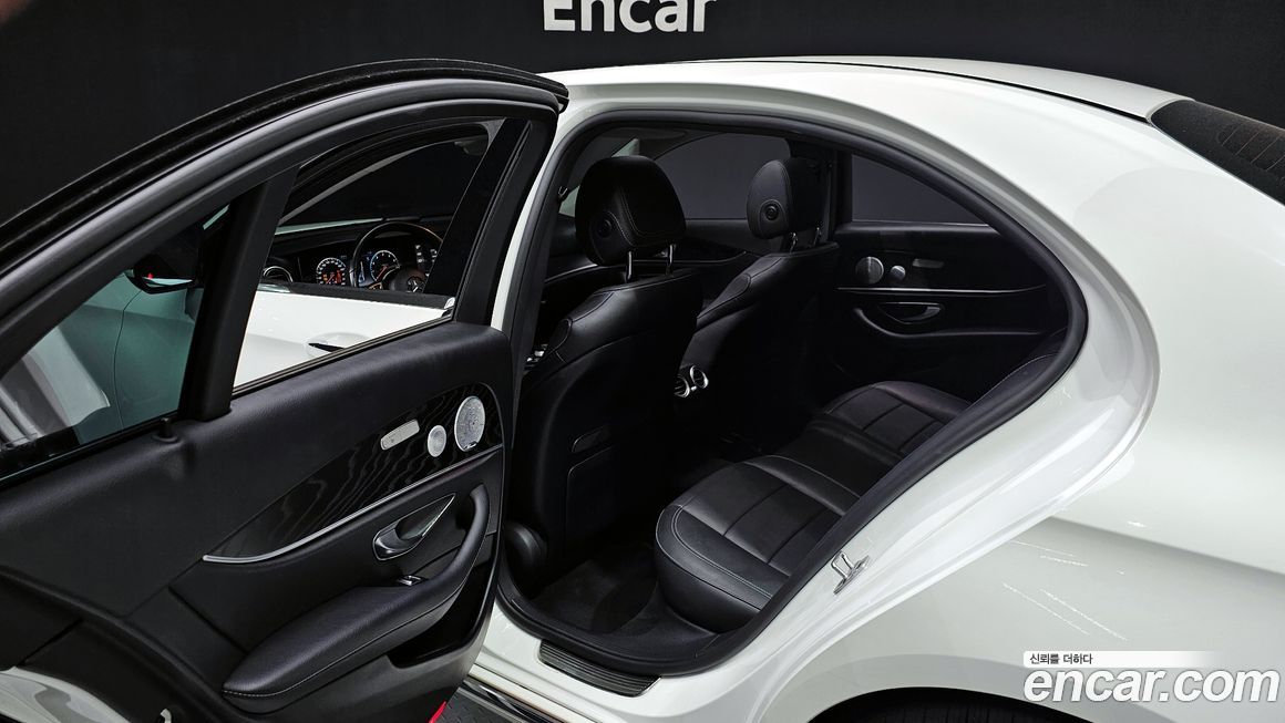 Mercedes-Benz E-Class 2019