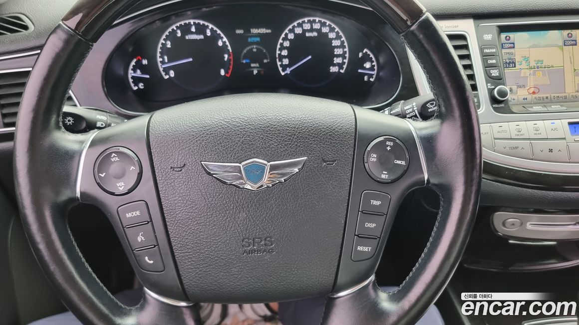 Hyundai Genesis 2012