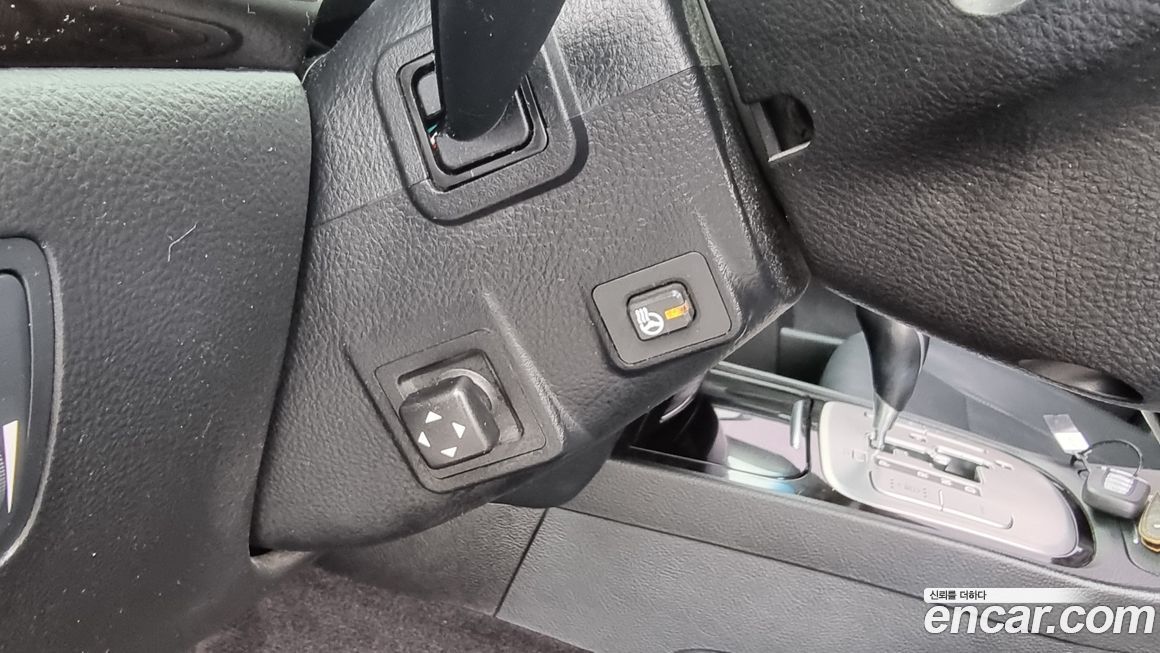 Hyundai Genesis 2012