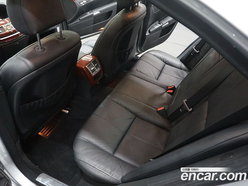 Mercedes-Benz S-Class 2006