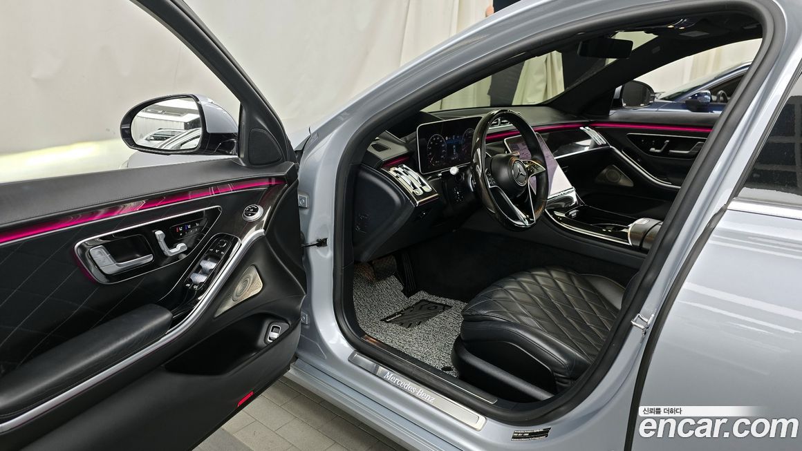 Mercedes-Benz S-Class 2022