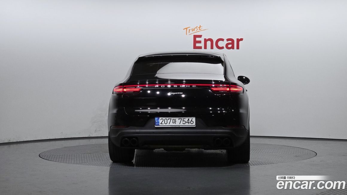 Porsche Cayenne 2023