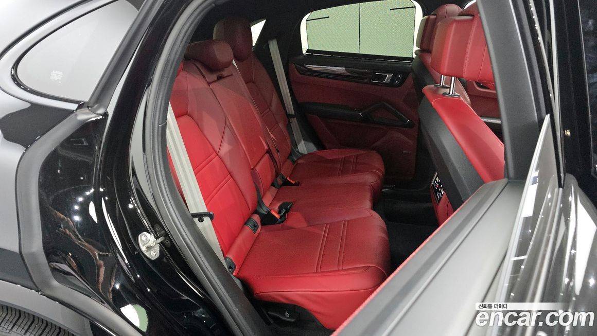 Porsche Cayenne 2023