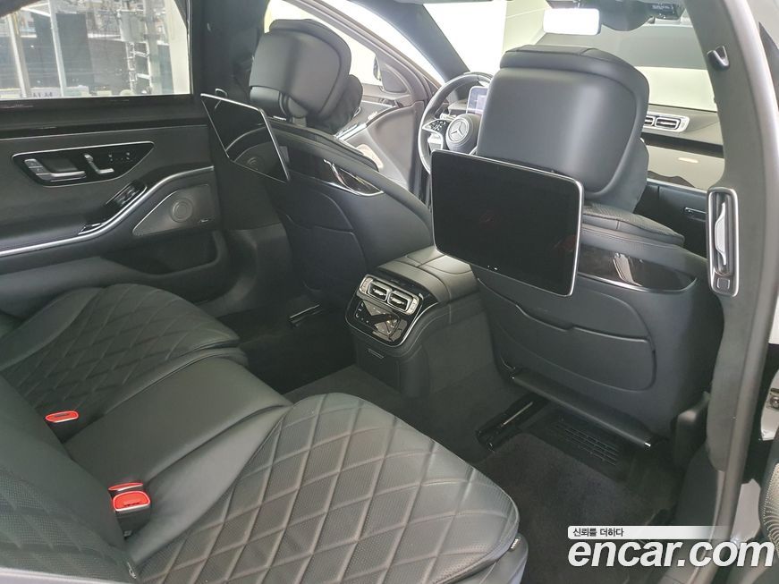 Mercedes-Benz S-Class 2021