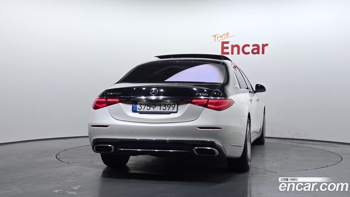 Mercedes-Benz S-Class 2021