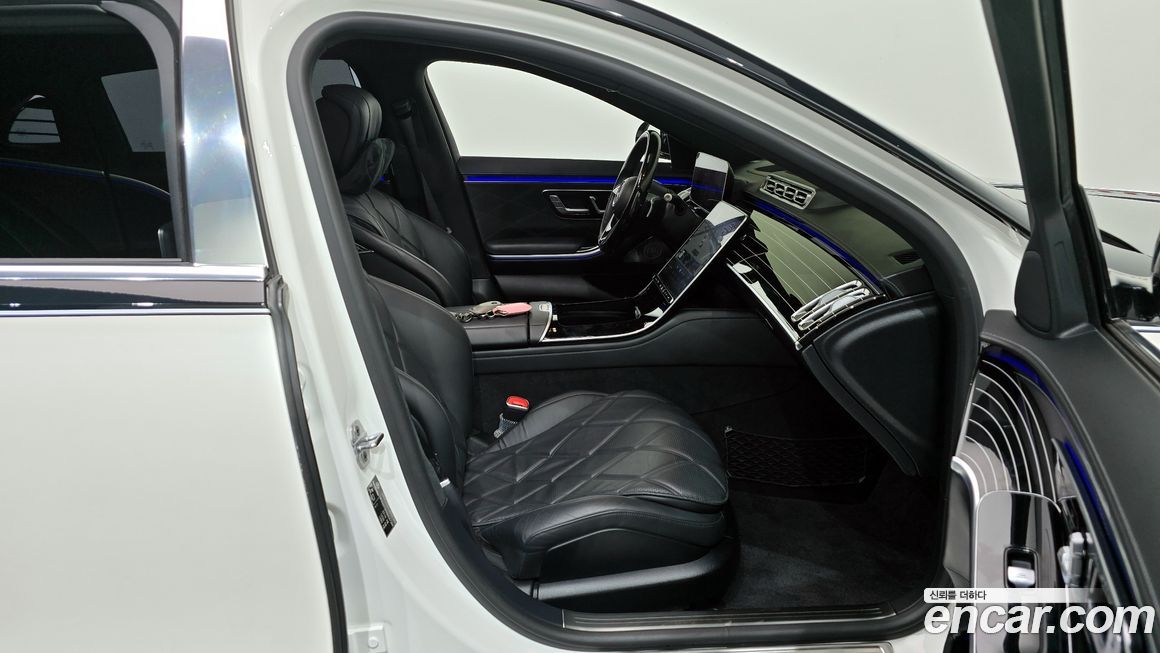 Mercedes-Benz S-Class 2021