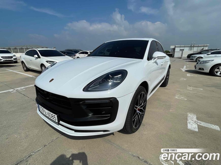Porsche Macan 2023