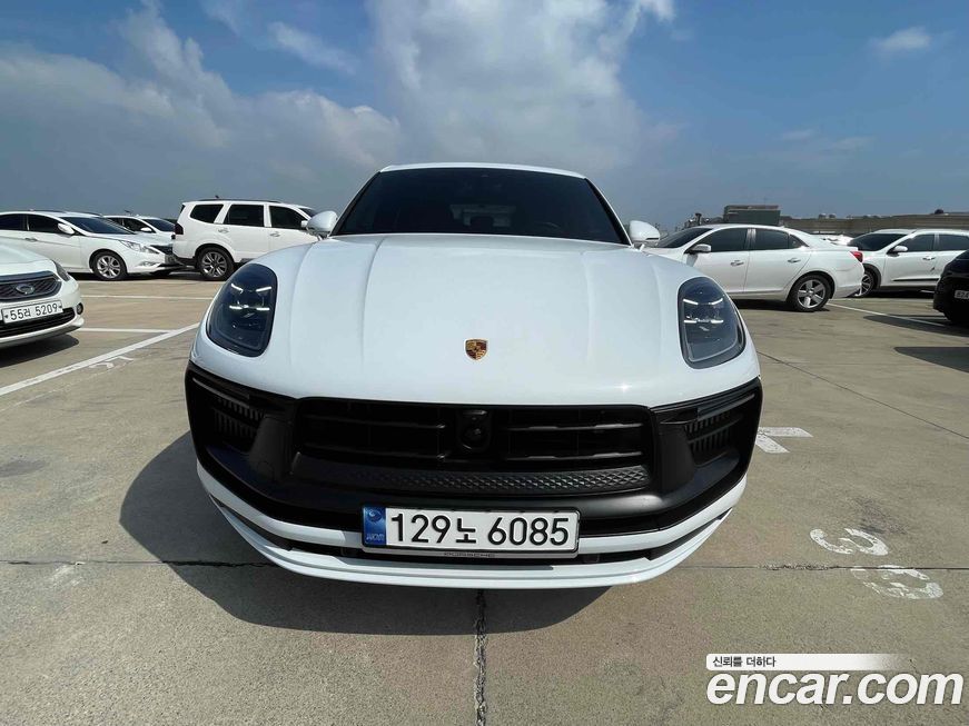 Porsche Macan 2023
