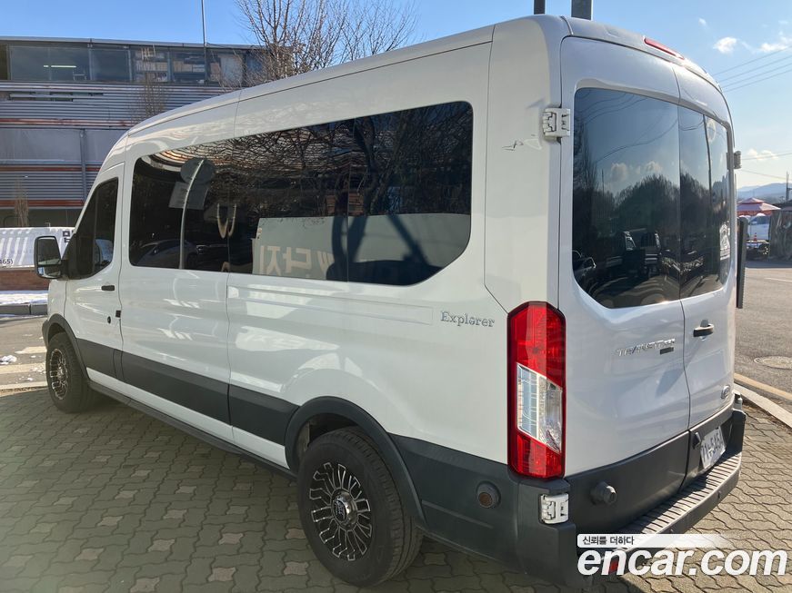 Ford Transit 2016