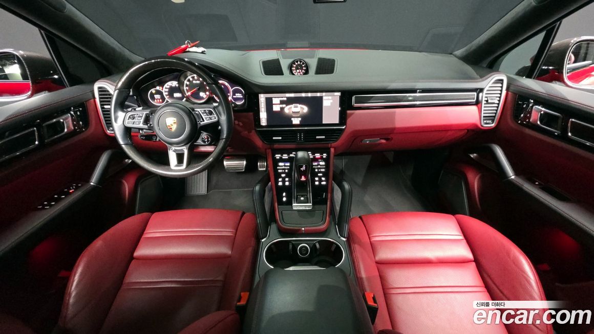 Porsche Cayenne 2021