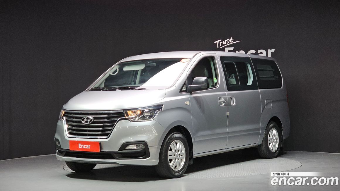 Hyundai Starex 2019