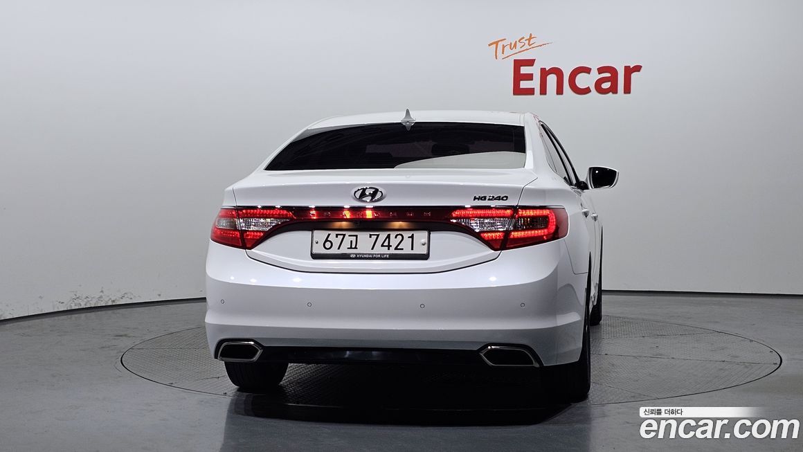 Hyundai Grandeur 2015