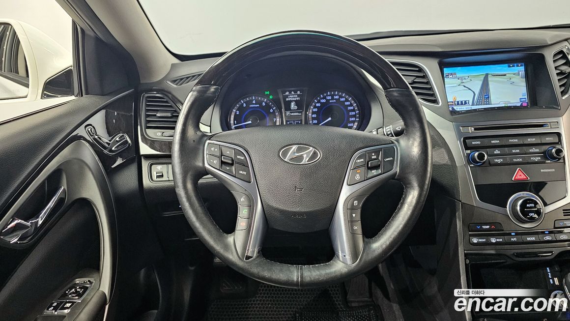 Hyundai Grandeur 2015