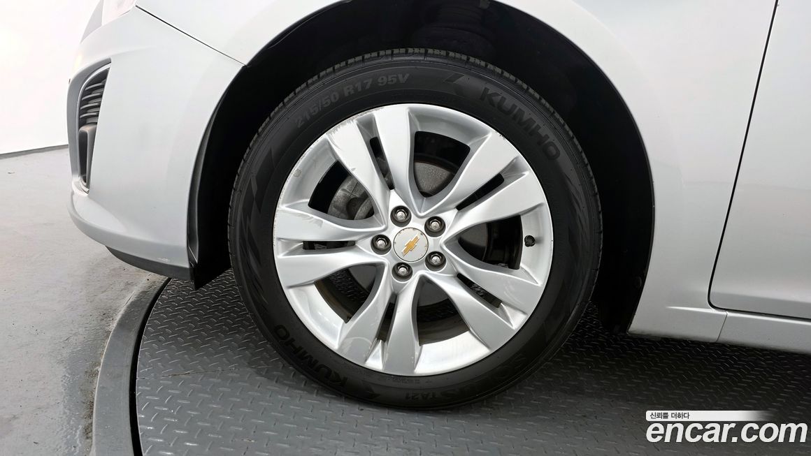 ChevroletGMDaewoo Cruze 2013