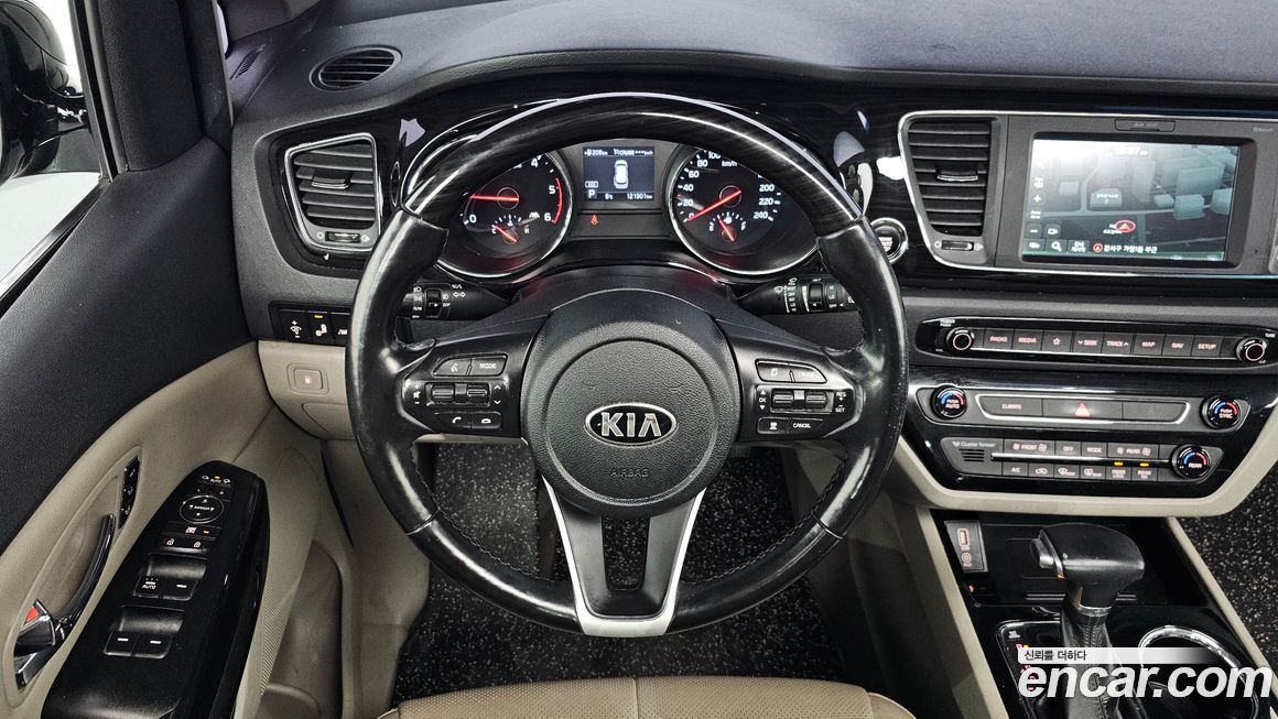 Kia Canival 2019
