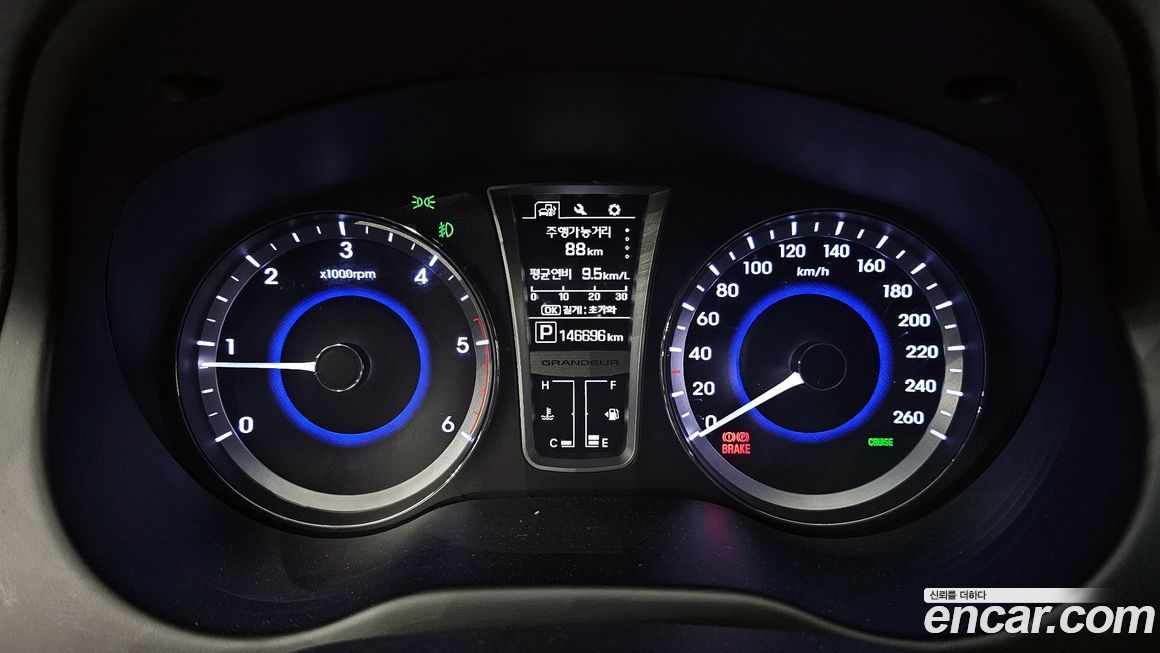 Hyundai Grandeur 2016