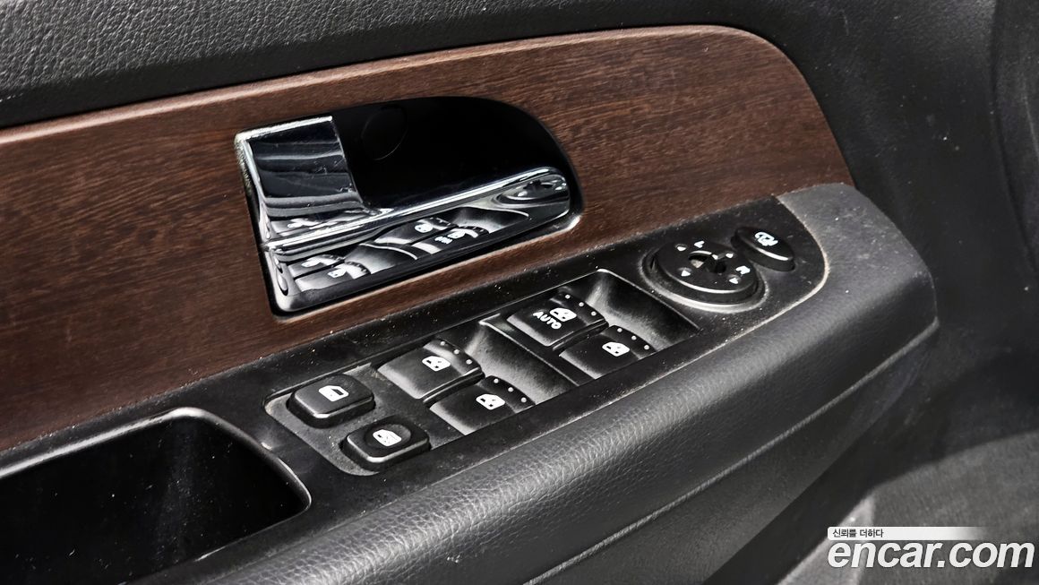 KG_Mobility_Ssangyong Rexton 2015